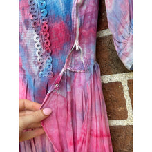 Load image into Gallery viewer, Antique 1940s Hand Dyed Cotton Dress Pink Blue