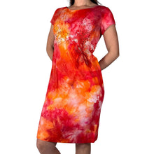 Load image into Gallery viewer, Vintage 1950s Hand Dyed Cotton Floral Lace Dress