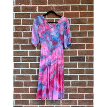 Load image into Gallery viewer, Antique 1940s Hand Dyed Cotton Dress Pink Blue