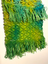 Load image into Gallery viewer, Yellow and Green Macrame Vintage Crossbody Purse