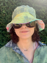 Load image into Gallery viewer, Berry Blend - Lime Lining - Patchwork Bucket Hat