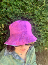 Load image into Gallery viewer, Berry Blend - Popping Pink Lining - Patchwork Bucket Hat