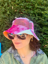Load image into Gallery viewer, Berry Blend - Awesome Orange Lining - Patchwork Bucket Hat