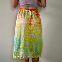 Load image into Gallery viewer, Ombre Dyed Half Slip