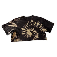 Load image into Gallery viewer, Black &amp; Pale Green Spiral Reverse Dyed Carhartt T-Shirt Short Sleeve Cropped Size 2XL
