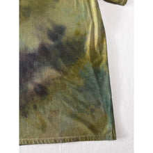 Load image into Gallery viewer, Green &amp; Gray Ice Dyed Carhartt T-Shirt Short Sleeve Size 2XL

