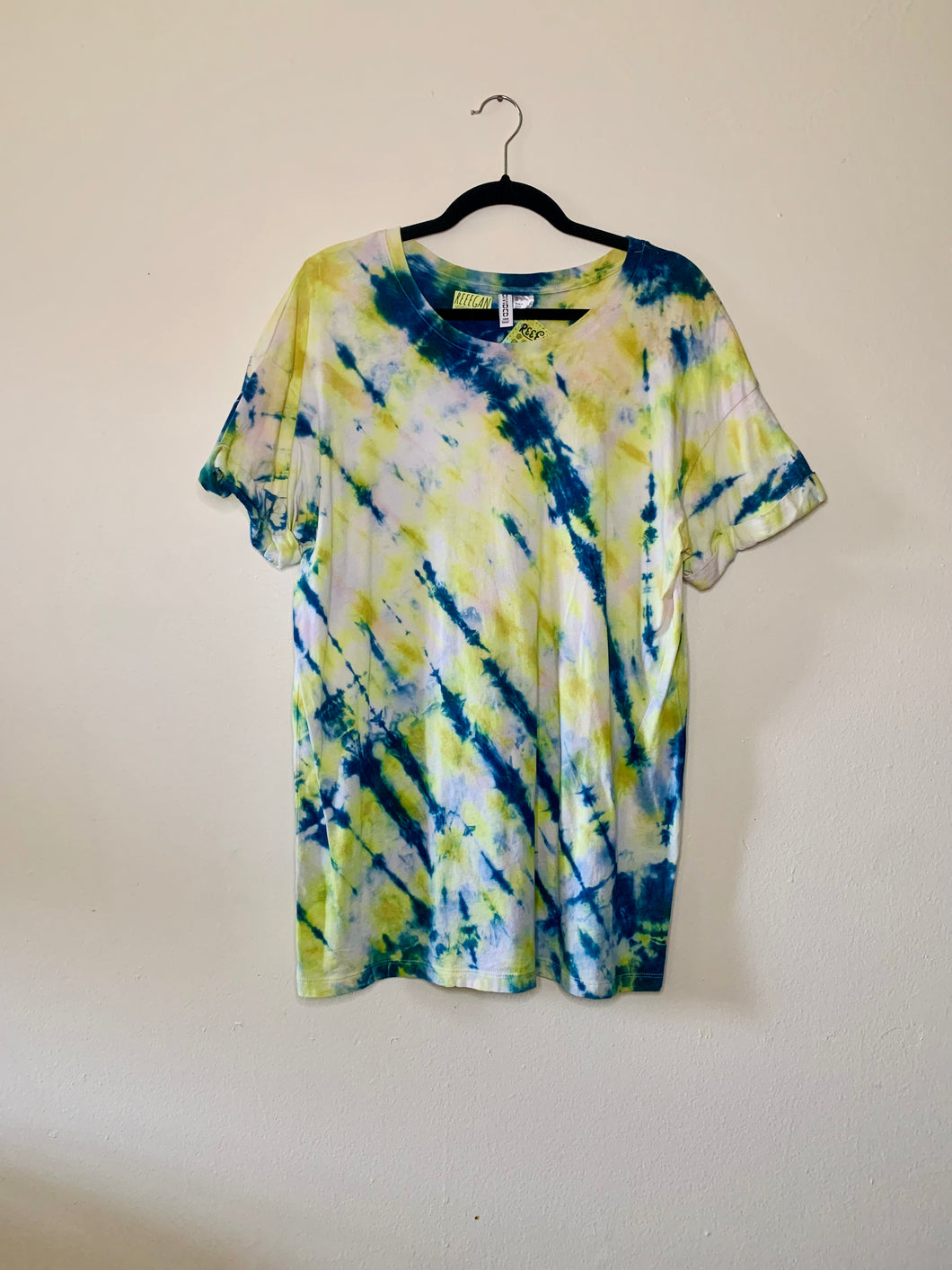 Hand Dyed T-shirt - Lime and Navy