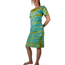 Load image into Gallery viewer, Hand Dyed Vintage 1960s Teal &amp; Lime Dress

