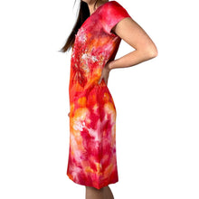 Load image into Gallery viewer, Vintage 1950s Hand Dyed Cotton Floral Lace Dress
