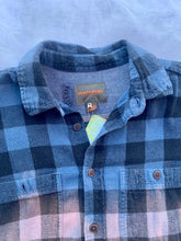 Load image into Gallery viewer, Dip Dyed Flannel
