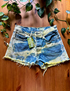 Reverse Tie Dye Levi Denim Cut Off Shorts