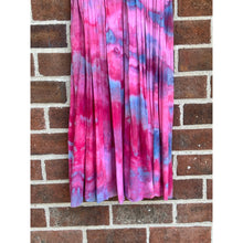Load image into Gallery viewer, Antique 1940s Hand Dyed Cotton Dress Pink Blue
