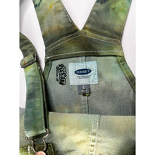 Load image into Gallery viewer, Ice Dyed Overall Shorts Dark Green
