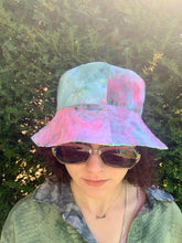 Load image into Gallery viewer, Perfect Pink - Summer Storm Lining - Patchwork Bucket Hat
