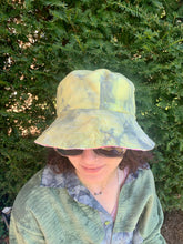 Load image into Gallery viewer, Perfect Pink - Lime Lining - Patchwork Bucket Hat
