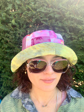 Load image into Gallery viewer, Berry Blend - Lime Lining - Patchwork Bucket Hat
